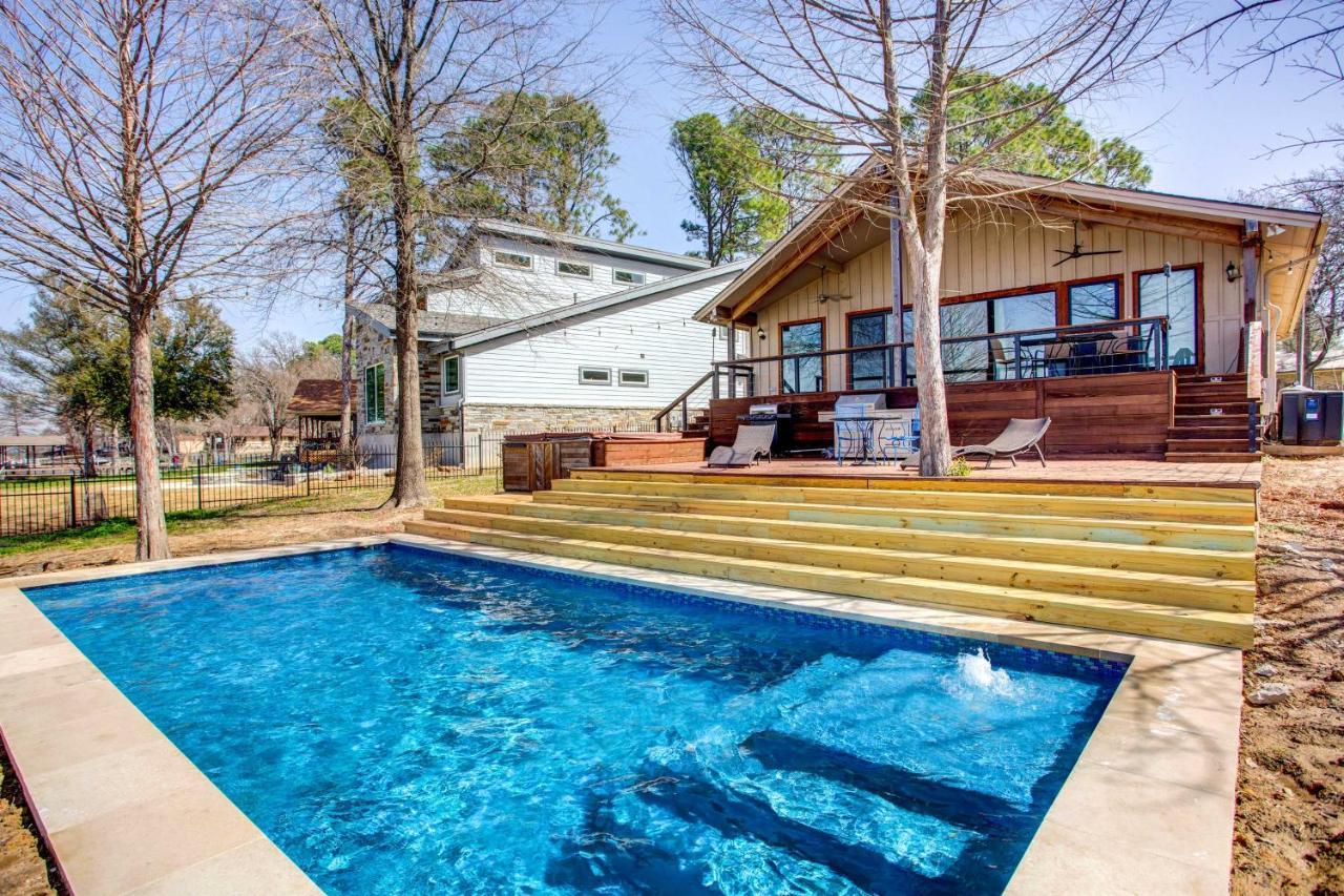 Cedar Creek Lakefront Vacation Rental With Pool Gun Barrel City Buitenkant foto