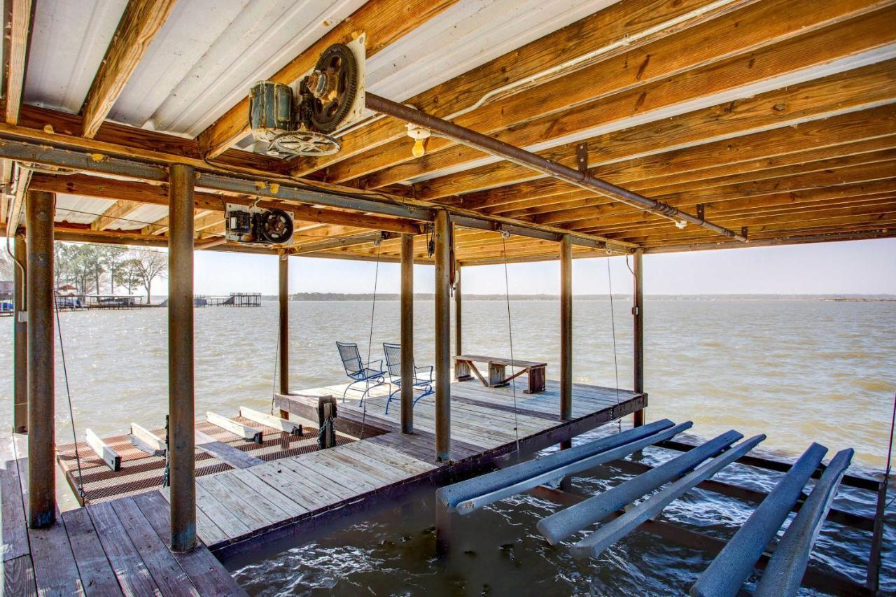 Cedar Creek Lakefront Vacation Rental With Pool Gun Barrel City Buitenkant foto