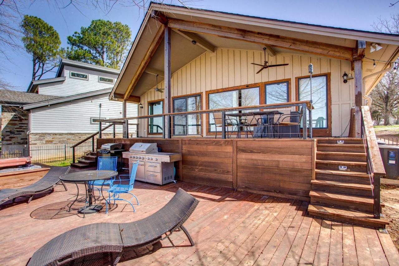 Cedar Creek Lakefront Vacation Rental With Pool Gun Barrel City Buitenkant foto